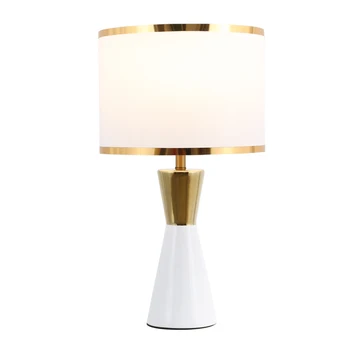 De Lux De Aur Ceramice Lampă De Masă Stil Modern Pentru Dormitor Lampă De Noptieră Creative Europene Simplu, Cald, Nunta Lămpi De Noptieră